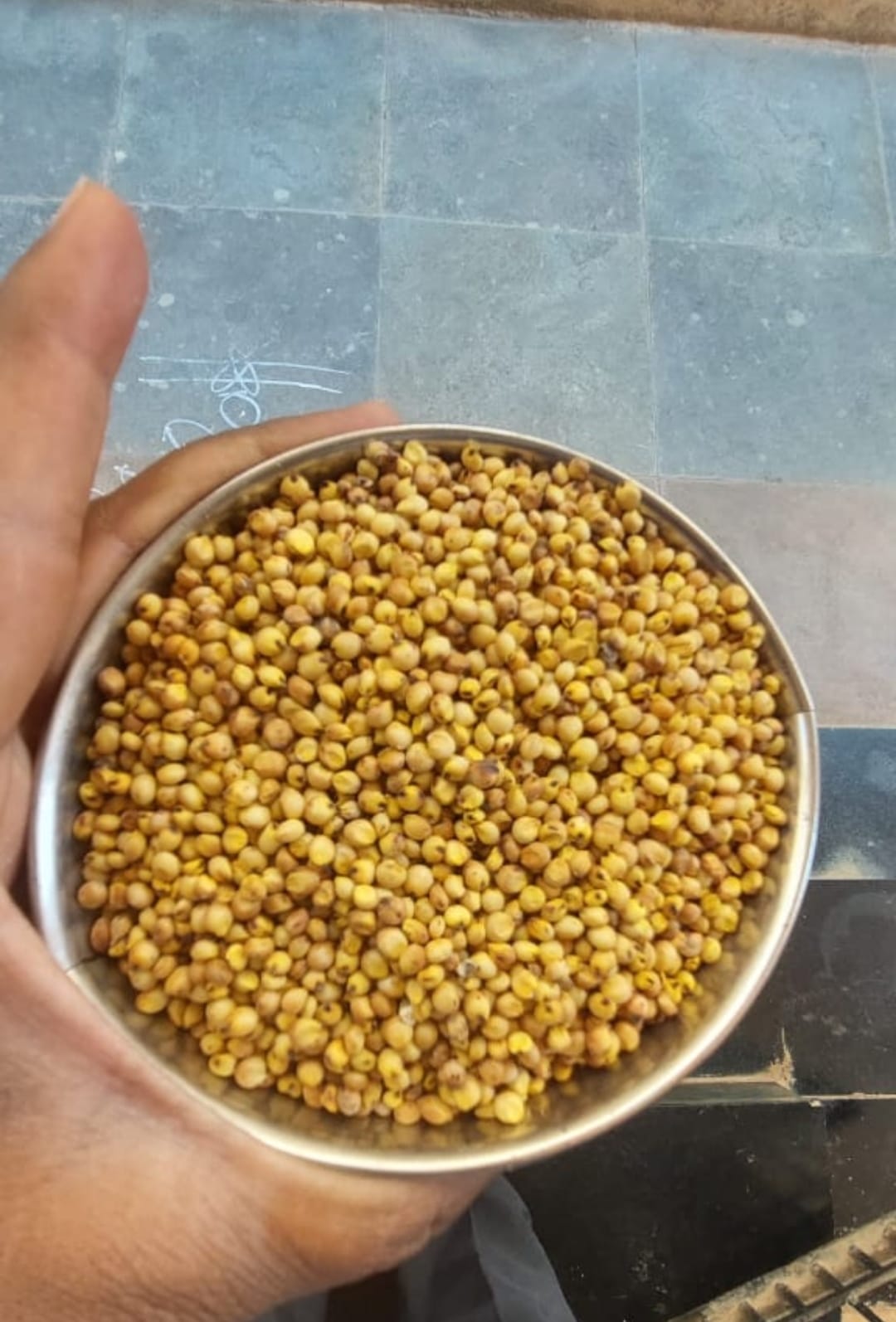 KIRAN KUMAR-నాటు పచ్చ జొన్నలు- Organic Paccha jonnalu- yellow sorgham -